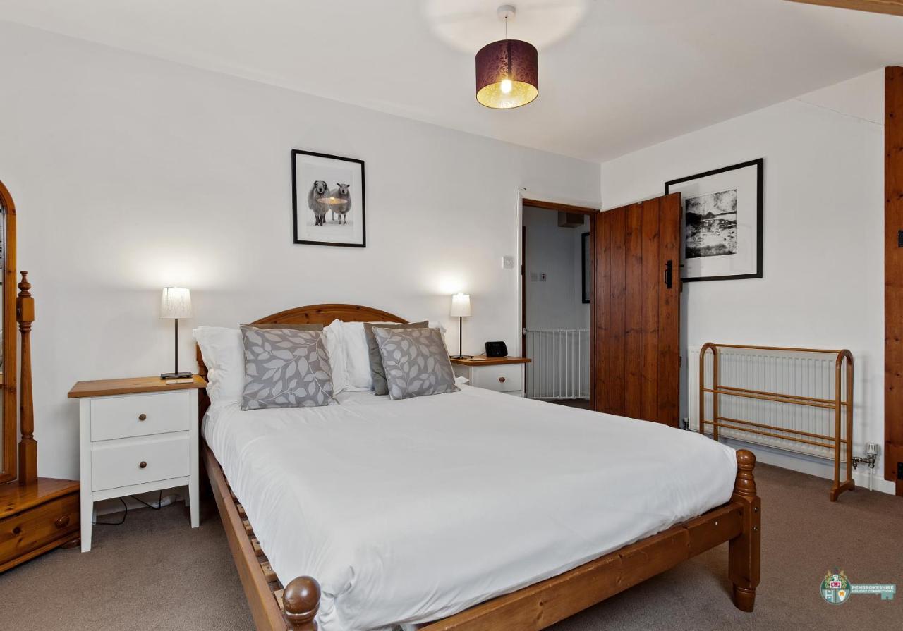 Pelcomb Lambston Cottage - A Pembrokeshire Home Away From Home מראה חיצוני תמונה